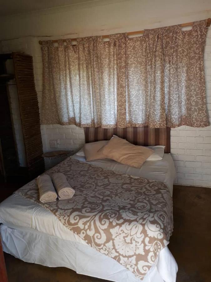 Greenhill Chalets Grootfontein エクステリア 写真